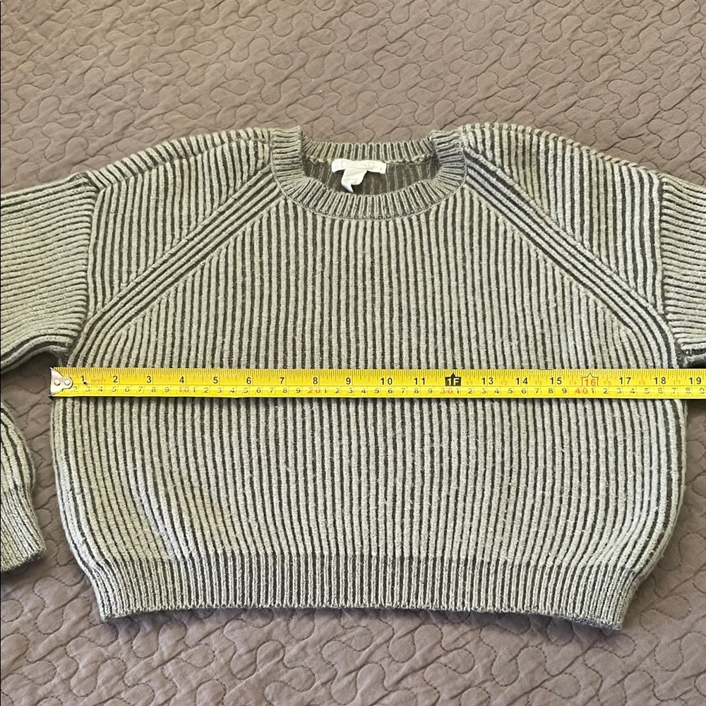Full Tilt Moss Green Ribbed Crop Knit Top - Picture 5 of 10
